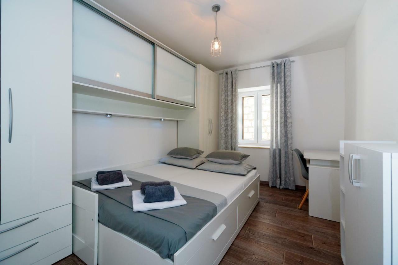 Apartments Magli คาชเตลา ภายนอก รูปภาพ