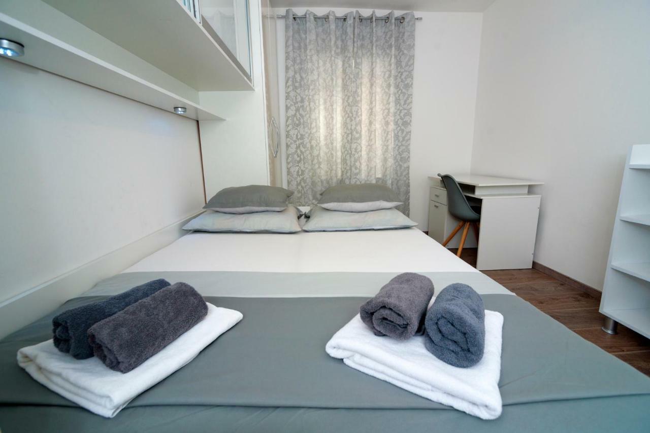 Apartments Magli คาชเตลา ภายนอก รูปภาพ