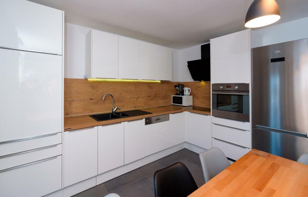 Apartments Magli คาชเตลา ภายนอก รูปภาพ